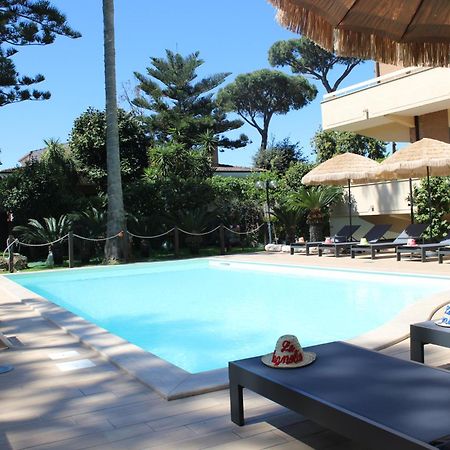 אנזיו Resort La Magnolia מראה חיצוני תמונה