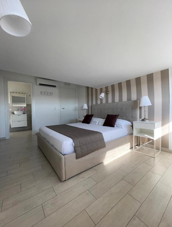אנזיו Resort La Magnolia מראה חיצוני תמונה