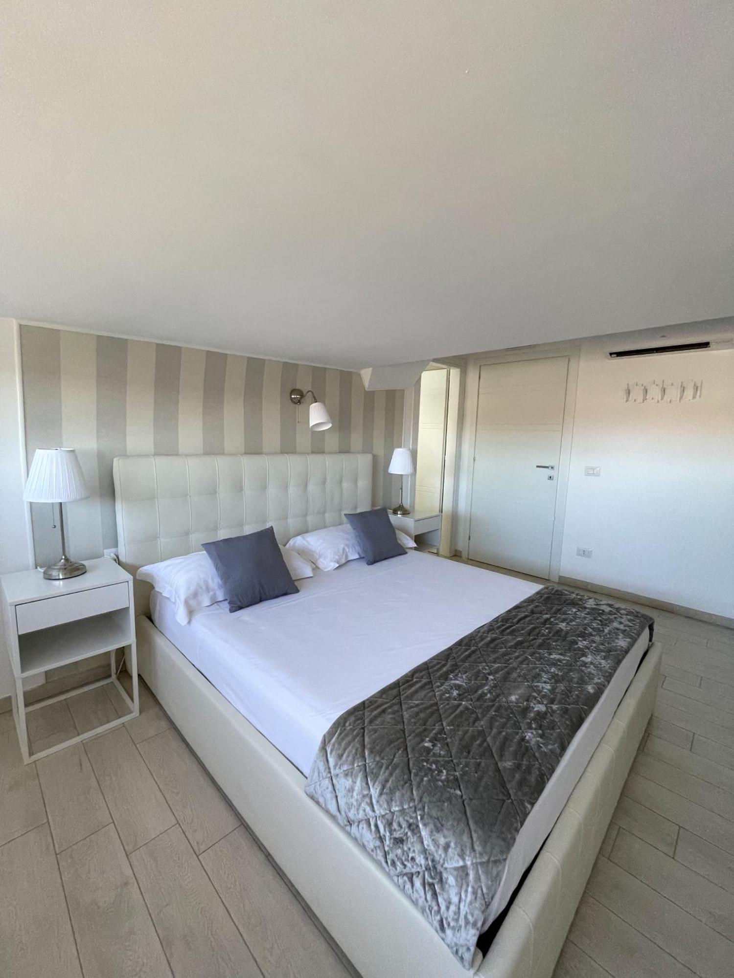 אנזיו Resort La Magnolia מראה חיצוני תמונה