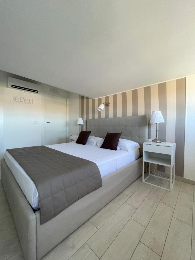 אנזיו Resort La Magnolia מראה חיצוני תמונה