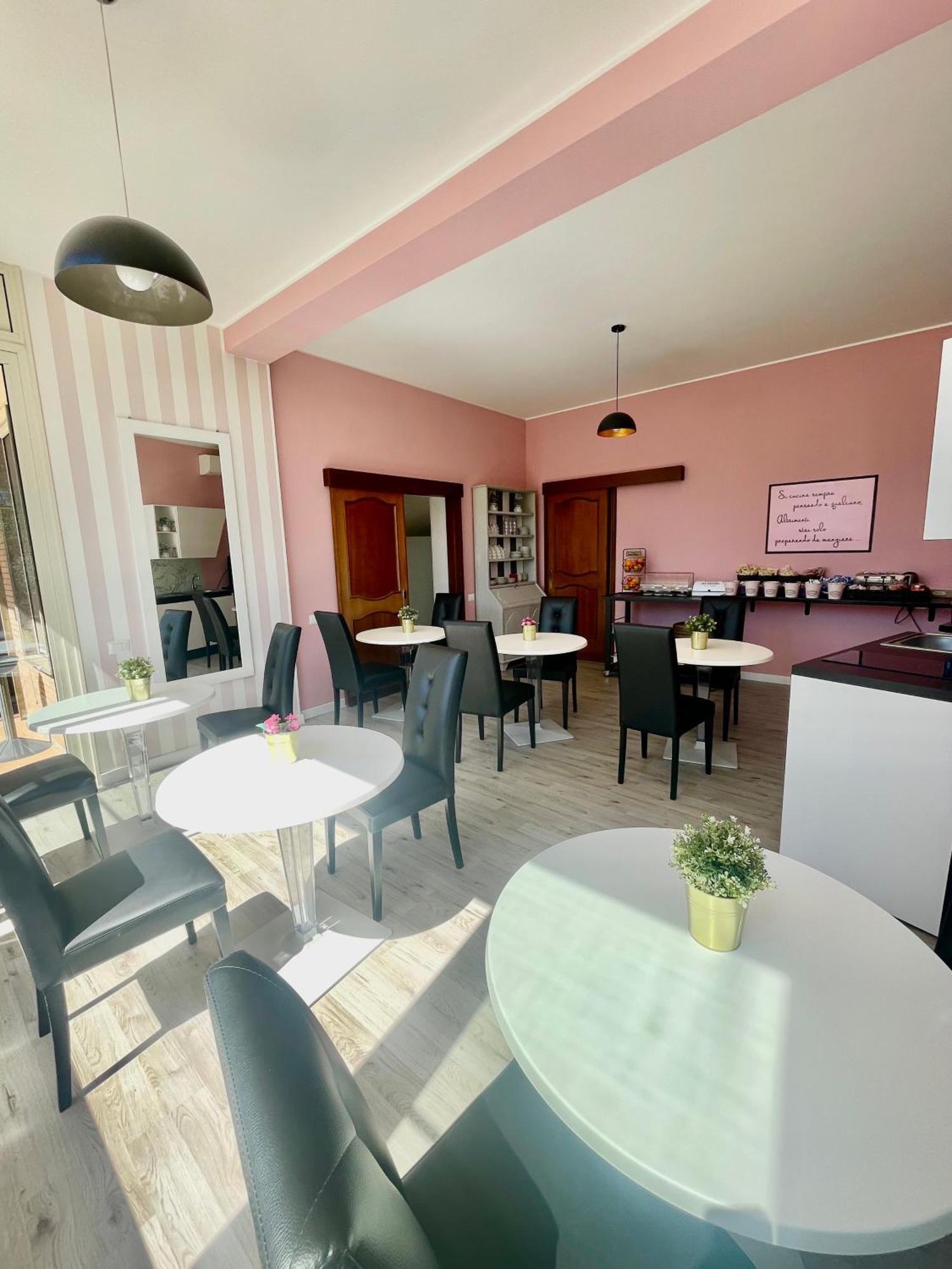 אנזיו Resort La Magnolia מראה חיצוני תמונה